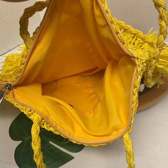 MW Most Wanted Yellow Woven Macrame Raffia Tote bag - Picture 4 of 8